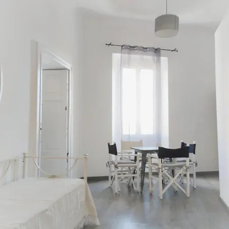 Ausra Apartamento Olbia
